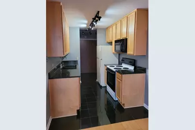 6000 Oakwood Drive #6H, Lisle, IL 60532 - Photo 5