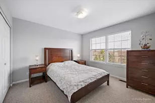 305 Colonial Dr, Vernon Hills, IL 60061 - Photo 23