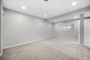 305 Colonial Dr, Vernon Hills, IL 60061 - Photo 41