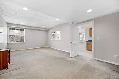 305 Colonial Drive, Vernon Hills, IL 60061 - Photo 39