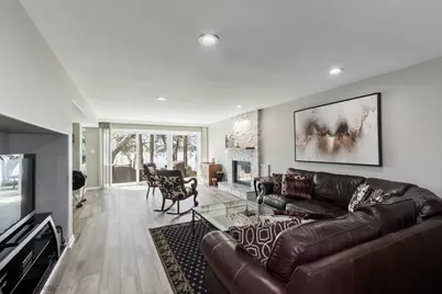 312 Woodview Road, Lake Barrington, IL 60010 - Photo 31