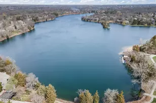 312 Woodview Rd, Lake Barrington, IL 60010 - Photo 51