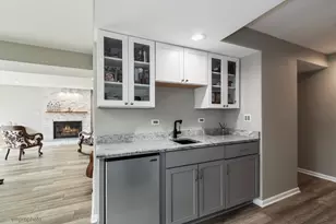 312 Woodview Rd, Lake Barrington, IL 60010 - Photo 35