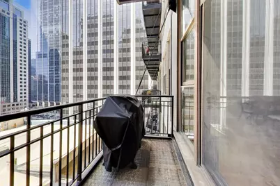 212 W Washington Street #908, Chicago, IL 60606 - Photo 23