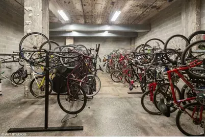 212 W Washington Street #908, Chicago, IL 60606 - Photo 27