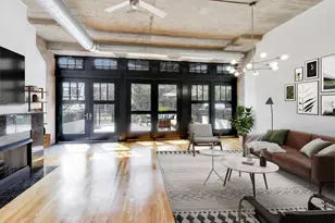 1110 W 15th St, Chicago, IL 60608 - Photo 3