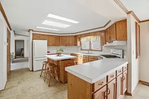 1 Swallow Ln, Beecher, IL 60401 - Photo 9