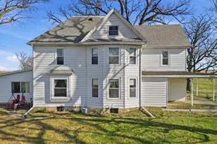 2812 S Brookville Rd, Polo, IL 61064 - Photo 7