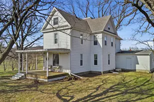 2812 S Brookville Rd, Polo, IL 61064 - Photo 3