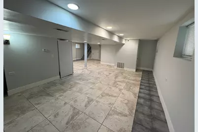 6438 N Fairfield Avenue #G, Chicago, IL 60645 - Photo 5