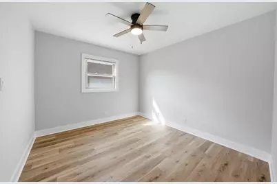 8516 Austin Avenue, Burbank, IL 60459 - Photo 13