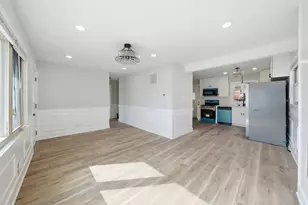 8516 Austin Ave, Burbank, IL 60459 - Photo 5