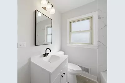 8516 Austin Avenue, Burbank, IL 60459 - Photo 9