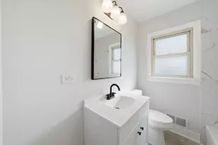 8516 Austin Ave, Burbank, IL 60459 - Photo 9