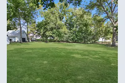 212 W Ellis Avenue, Libertyville, IL 60048 - Photo 7