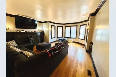 7356 S Eberhart Avenue, Chicago, IL 60617 - Photo 7