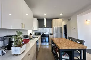 908 N California Ave, Chicago, IL 60622 - Photo 3