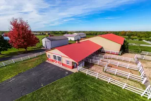 2601 N 3653rd Rd, Sheridan, IL 60551 - Photo 55