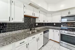 2547 Davisson St, River Grove, IL 60171 - Photo 7