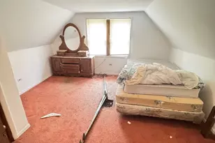 10210 S Prairie Ave, Chicago, IL 60628 - Photo 13