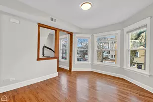 4242 N Kimball Ave, Chicago, IL 60618 - Photo 3