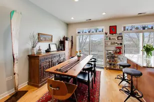 101 N Euclid Ave, Oak Park, IL 60301 - Photo 9