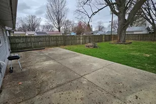 1813 18th Ave, Sterling, IL 61081 - Photo 19
