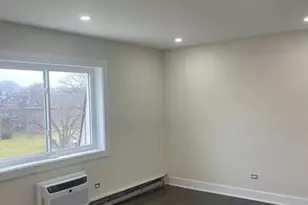 870 Winesap Ct, Prospect Heights, IL 60070 - Photo 9