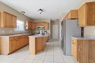 3255 Fire Fly Ct, Normal, IL 61761 - Photo 9