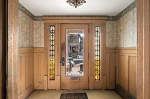 832 W Junior Terrace, Chicago, IL 60613 - Photo 5