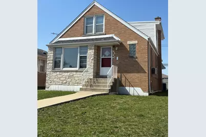 4920 N Nagle Street, Chicago, IL 60630 - Photo 1