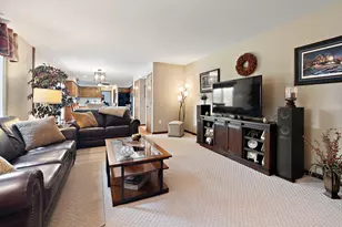 16748 Richards Dr, Tinley Park, IL 60477 - Photo 7