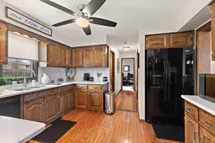 16748 Richards Dr, Tinley Park, IL 60477 - Photo 11