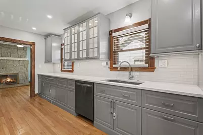 11231 S Worth Avenue, Worth, IL 60482 - Photo 13