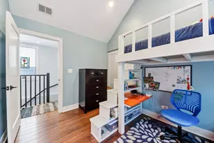 1717 N Hudson Ave, Chicago, IL 60614 - Photo 13