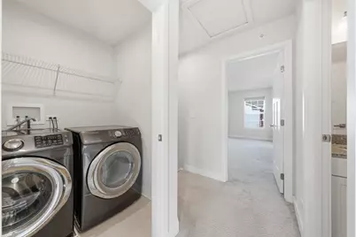 72 Nicholas Drive E, Des Plaines, IL 60016 - Photo 29