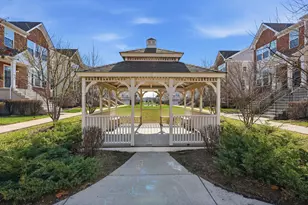 72 Nicholas Dr E, Des Plaines, IL 60016 - Photo 43