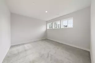 72 Nicholas Dr E, Des Plaines, IL 60016 - Photo 33