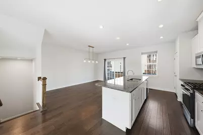 72 Nicholas Drive E, Des Plaines, IL 60016 - Photo 17