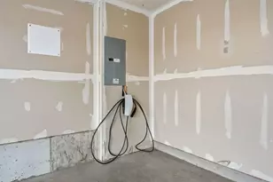 72 Nicholas Dr E, Des Plaines, IL 60016 - Photo 37