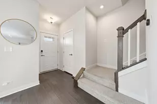 72 Nicholas Dr E, Des Plaines, IL 60016 - Photo 7