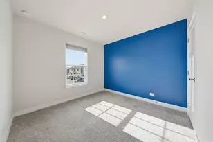 72 Nicholas Dr E, Des Plaines, IL 60016 - Photo 25