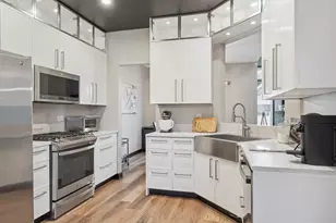 1269 Rhodes Ln, Naperville, IL 60540 - Photo 5