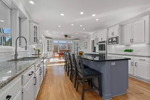 13 Kensington Dr, North Barrington, IL 60010 - Photo 7