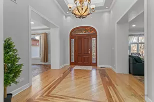 13 Kensington Dr, North Barrington, IL 60010 - Photo 3