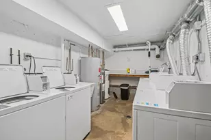 2619 W Agatite Ave, Chicago, IL 60625 - Photo 15