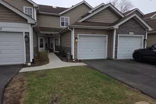 1115 Regency Ct, Schaumburg, IL 60193 - Photo 1