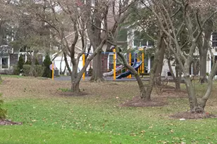 1115 Regency Ct, Schaumburg, IL 60193 - Photo 15