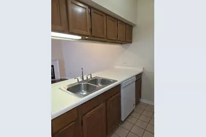 1115 Regency Court, Schaumburg, IL 60193 - Photo 5