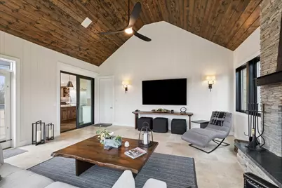 3873 Carlisle Drive, Crystal Lake, IL 60012 - Photo 17